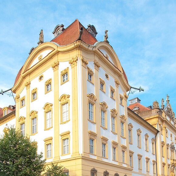 Ansicht auf das Deutschordenschloss in Ellingen.